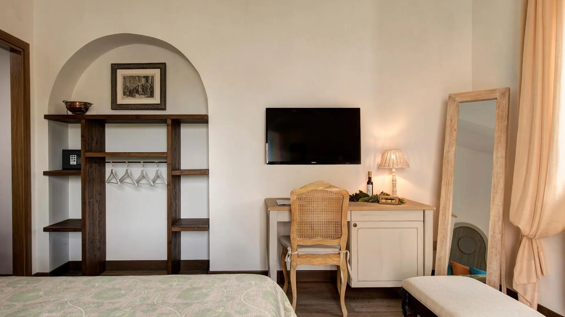 Borgo Pallavicini Mori Rome Farm stay